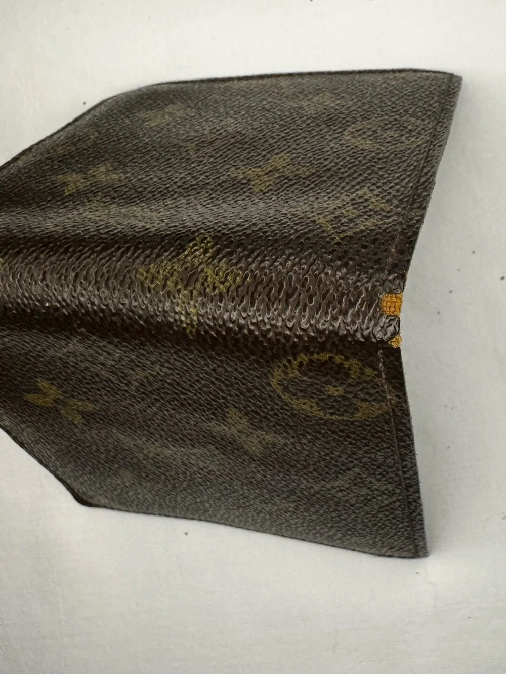 Louis Vuitton classic louis